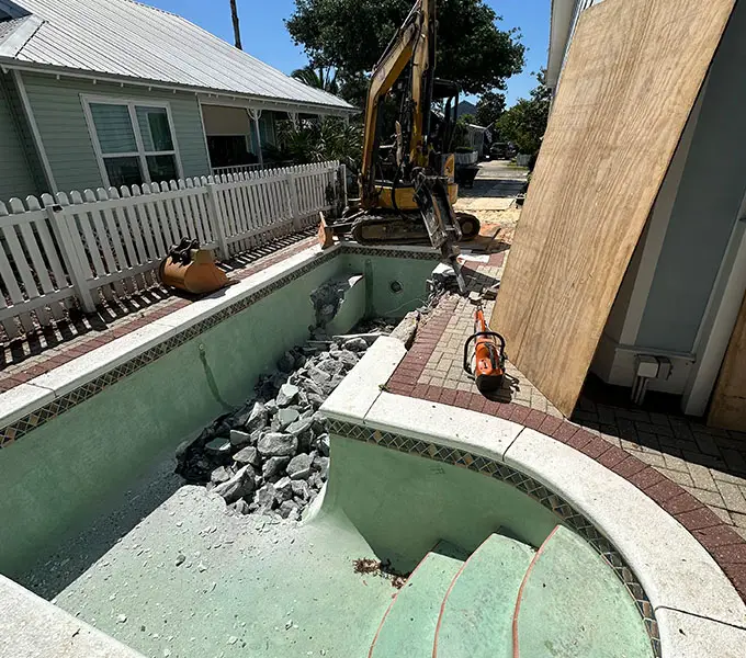 Strobo contracting pool removal
